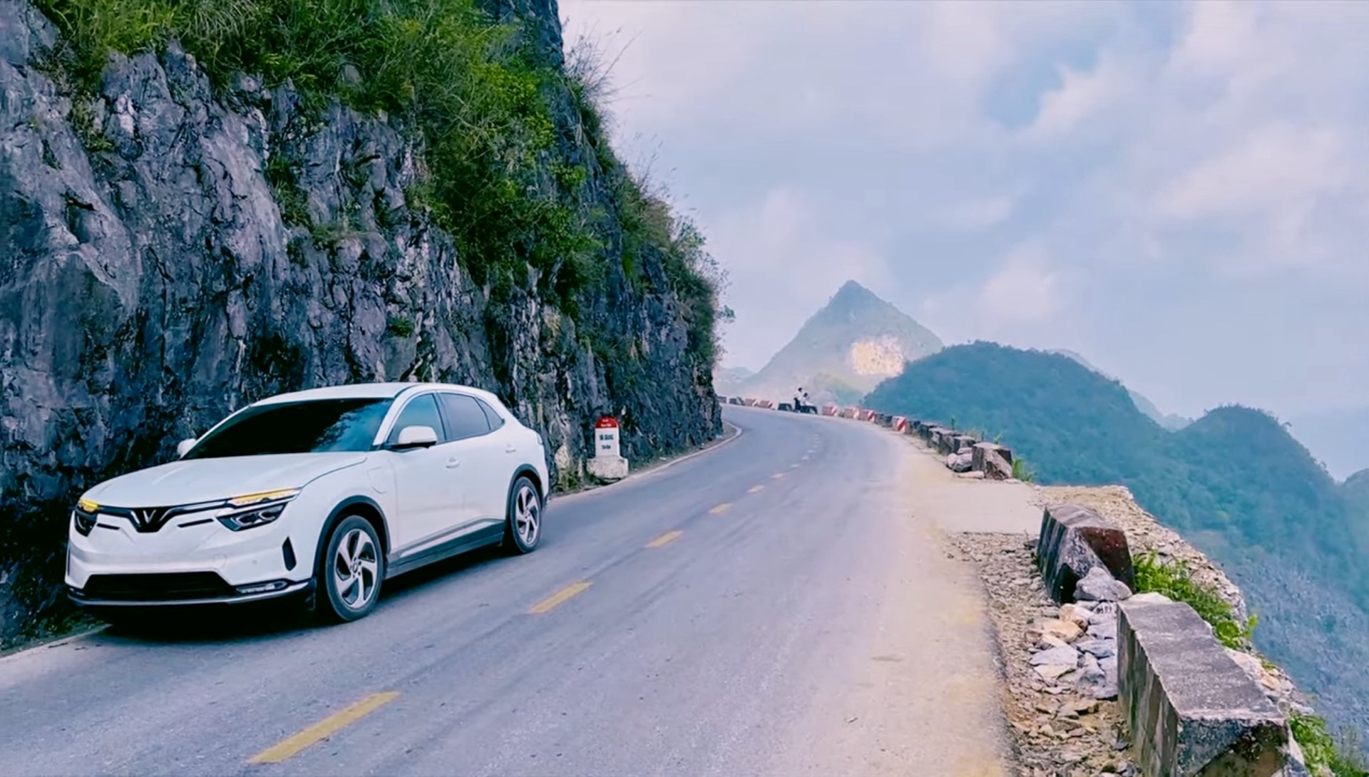Top 15+ Lựa Chọn Taxi Núi Đèo Giá Rẻ Nhất 2025 - Gọi Là Có Ngay!